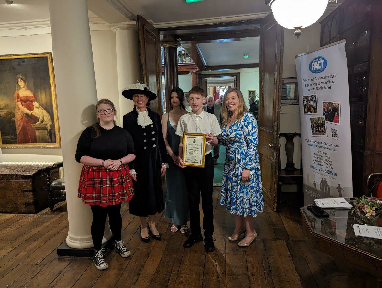 Young Influencers with the High Sheriff. Ffion, Kate Hill-Trevor, Arty, Mckenzize, Dawn Roberts-McCabe