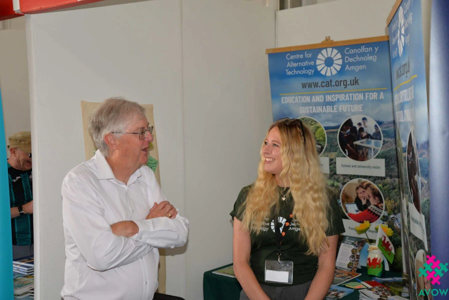Mark Drakeford talking to members of the Center for Alternative Technology